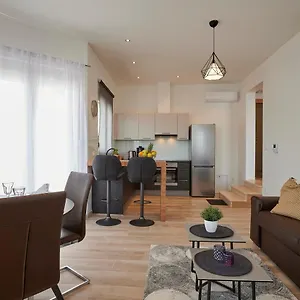Kelava Apartament
